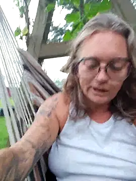 Snapshot of Blondejenn chatting on June 1, 2026, 10:59 am Blondejenn online show from June 1, 2026, 10:59 am