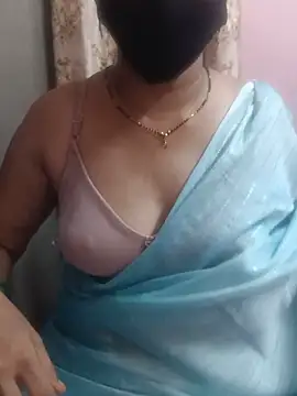 Snapshot of flora-jasmine-telugu chatting on June 9, 2026, 3:13 pm flora-jasmine-telugu online show from June 9, 2026, 3:13 pm