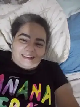 Snapshot of Golositadeamor chatting on June 3, 2026, 8:57 pm Golositadeamor online show from June 3, 2026, 8:57 pm
