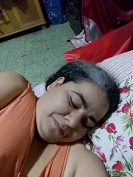 Snapshot of Golositadeamor chatting on June 6, 2026, 8:25 pm Golositadeamor online show from June 6, 2026, 8:25 pm