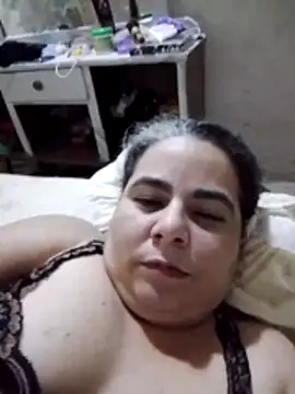 Snapshot of Golositadeamor chatting on June 3, 2026, 12:17 pm Golositadeamor online show from June 3, 2026, 12:17 pm