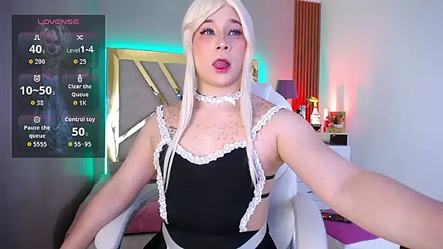 Ashley  Parker online show from April 17, 2026, 10:23 pm