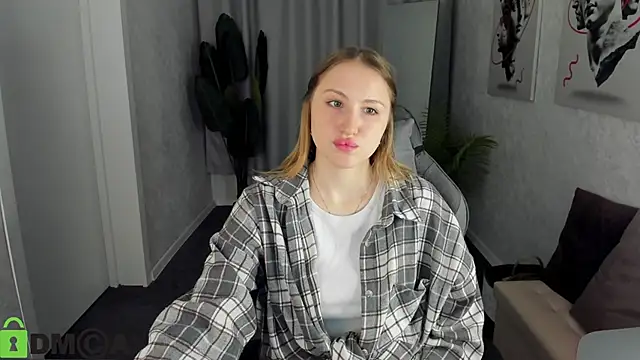 April Jackson online show from April 10, 2026, 1:01 am