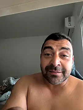 parejabisexual online show from April 18, 2026, 2:08 pm