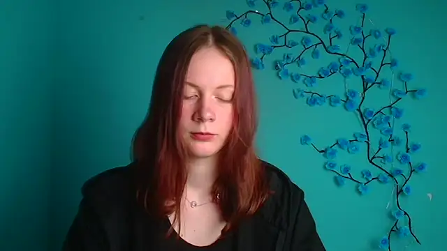 DarkSakuraa online show from April 11, 2026, 8:29 am