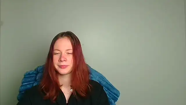 DarkSakuraa online show from April 18, 2026, 5:10 am