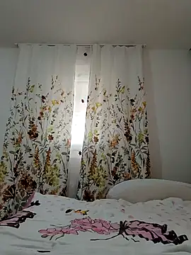 Flavyaaa online show from April 16, 2026, 8:15 am