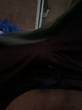 sunnyroy26 online show from April 12, 2026, 4:16 am