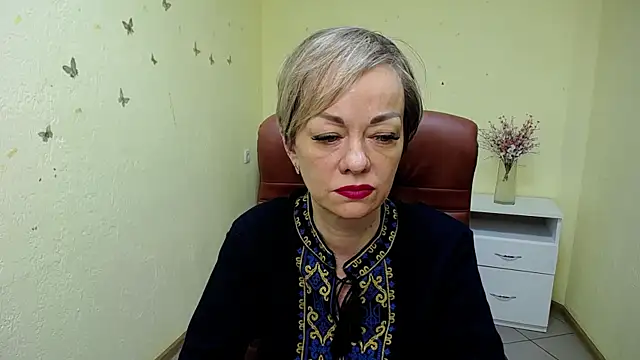 Snapshot of NikaMayu chatting on May 15, 2026, 4:54 am NikaMayu online show from May 15, 2026, 4:54 am