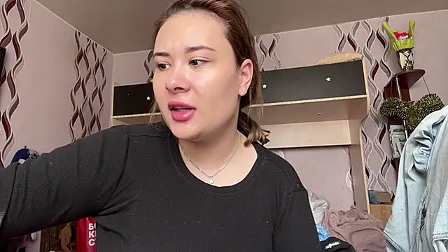 MarcieAdjei online show from April 15, 2026, 11:59 am