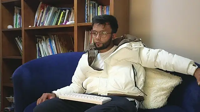  online show from April 9, 2026, 12:34 am