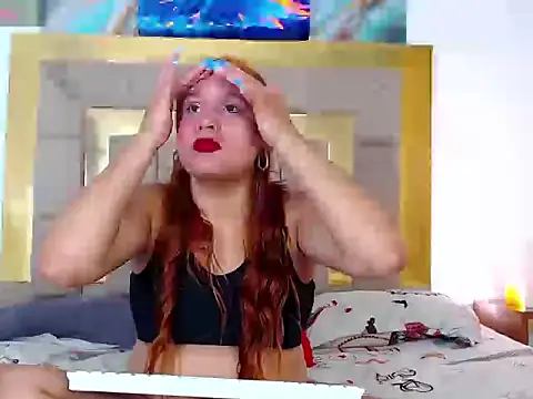 Snapshot of KatalinaSunset chatting on May 26, 2026, 1:42 pm KatalinaSunset online show from May 26, 2026, 1:42 pm