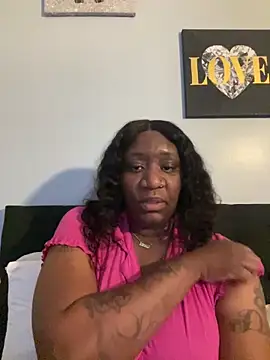 amberchill26 online show from April 9, 2026, 3:40 pm