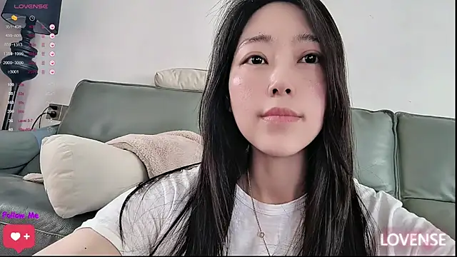 MMYIOO online show from April 8, 2026, 6:59 am