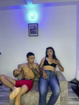 sexytitanxxx online show from April 17, 2026, 1:08 am