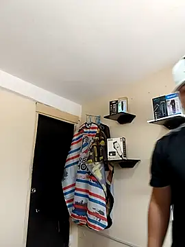 boysexy2207 online show from April 24, 2026, 3:36 pm