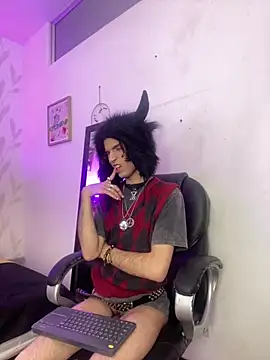 lucius morningstar online show from April 14, 2026, 8:25 pm