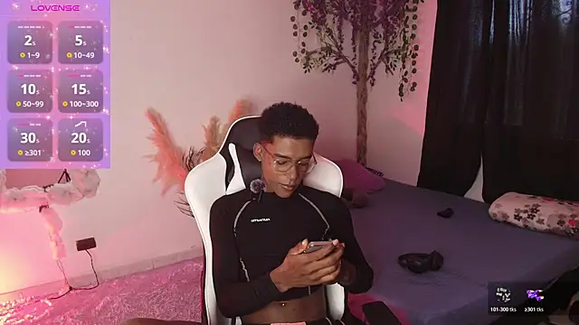 IamAndrey online show from April 17, 2026, 6:33 pm