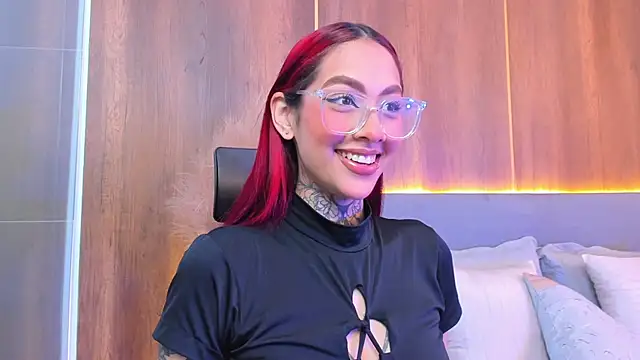  Megan Angel  online show from April 11, 2026, 3:59 pm