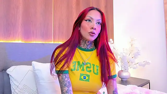  Megan Angel  online show from April 14, 2026, 3:39 pm