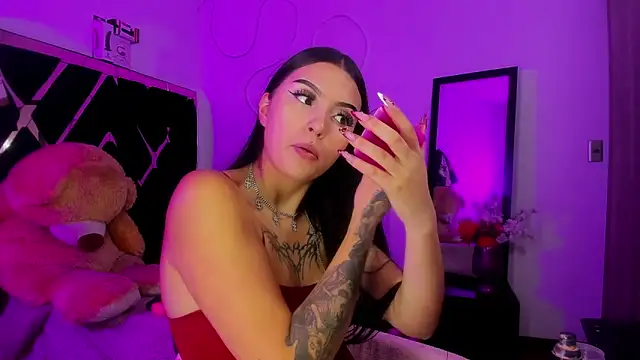 Snapshot of evelott_allenx chatting on June 16, 2026, 10:10 pm evelott allenx online show from June 16, 2026, 10:10 pm