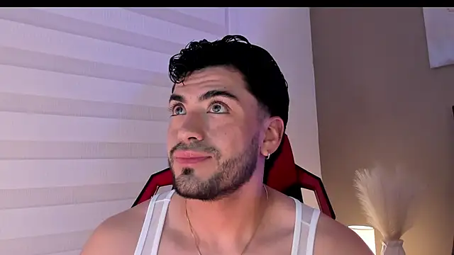 Alexander Diazz online show from April 15, 2026, 7:58 pm