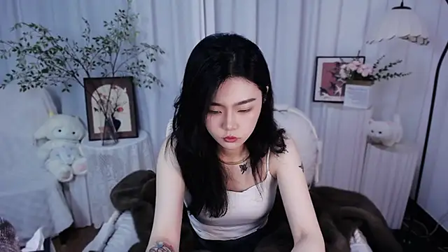 niu rou mian online show from April 15, 2026, 1:04 pm