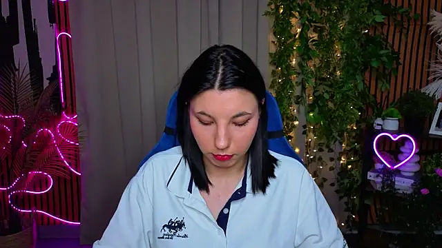 SharonBrowns online show from April 16, 2026, 9:39 pm