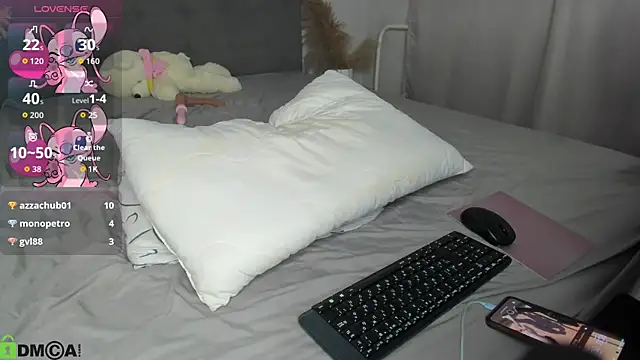 Snapshot of Sew_Sunny chatting on July 14, 2026, 10:21 am Sew Sunny online show from July 14, 2026, 10:21 am