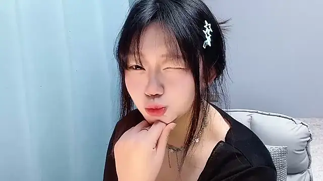 Lilababy00 online show from April 12, 2026, 2:15 am