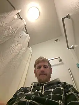 Snapshot of motojim chatting on May 11, 2026, 6:59 am motojim online show from May 11, 2026, 6:59 am