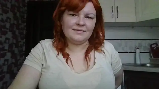 Snapshot of KrisryOxNikss chatting on May 4, 2026, 4:32 pm KrisryOxNikss online show from May 4, 2026, 4:32 pm
