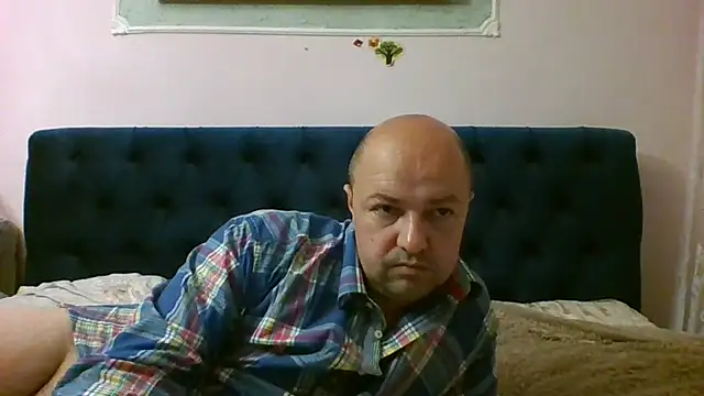 Luceriusbigass online show from July 8, 2026, 7:58 pm