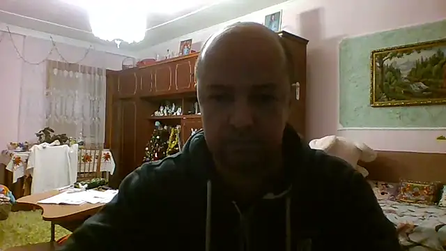 Snapshot of Luceriusbigass chatting on December 4, 2025, 5:56 pm Luceriusbigass online show from December 4, 2025, 5:56 pm