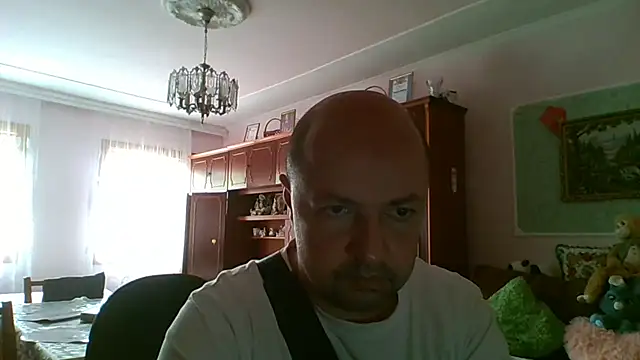 Luceriusbigass online show from July 9, 2026, 10:59 am