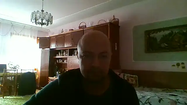 Snapshot of Luceriusbigass chatting on November 9, 2025, 9:02 am Luceriusbigass online show from November 9, 2025, 9:02 am