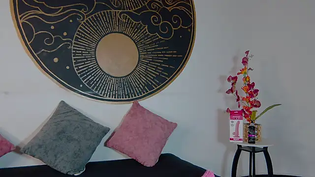 Grace Walkerr online show from April 14, 2026, 12:10 pm