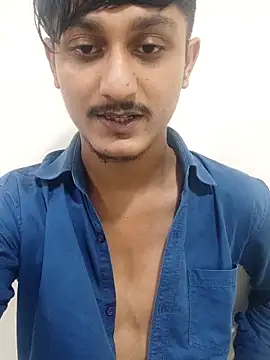 ROMEO JULIET0022 online show from April 15, 2026, 9:15 pm