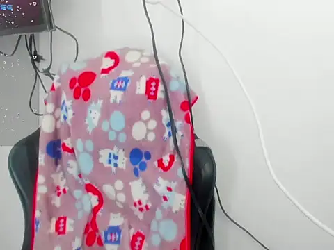 BellaTxM  online show from April 17, 2026, 12:30 pm