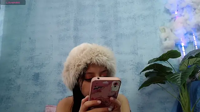 Snapshot of day0demony chatting on July 7, 2026, 7:39 pm day0demony online show from July 7, 2026, 7:39 pm