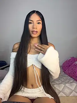 Snapshot of pocahontasbaby_ chatting on May 14, 2026, 1:46 am pocahontasbaby online show from May 14, 2026, 1:46 am