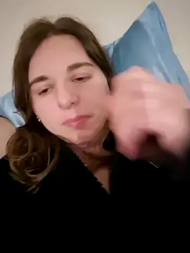 jade Montoe online show from April 16, 2026, 9:15 pm