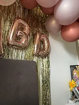 Snapshot of AmyRusso chatting on July 16, 2026, 9:45 pm AmyRusso online show from July 16, 2026, 9:45 pm