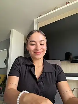 Snapshot of AmyRusso chatting on July 2, 2026, 8:48 pm AmyRusso online show from July 2, 2026, 8:48 pm