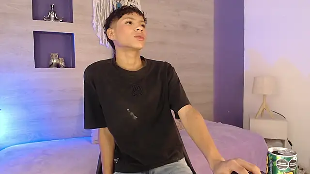 Velvet An online show from May 2, 2026, 3:34 am