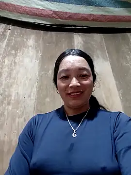 Snapshot of vanlucky2 chatting on June 6, 2026, 12:10 pm vanlucky2 online show from June 6, 2026, 12:10 pm