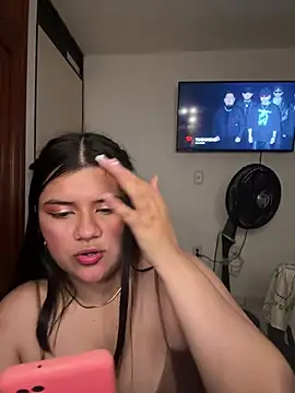 foxy gigi online show from April 14, 2026, 6:40 am