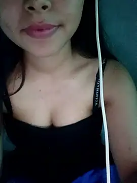 ross001 online show from April 18, 2026, 3:20 am