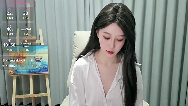 Snapshot of LUNYI-CC chatting on June 3, 2026, 2:33 pm LUNYI-CC online show from June 3, 2026, 2:33 pm