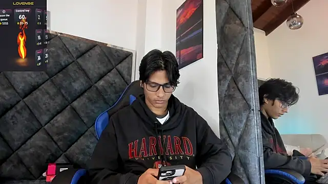 Snapshot of LiamKron chatting on June 15, 2026, 11:10 am LiamKron online show from June 15, 2026, 11:10 am